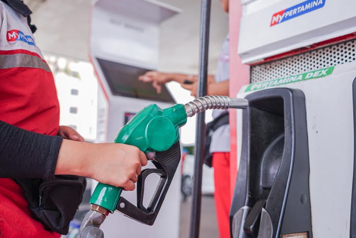 Bahlil soal Harga Pertamax Turbo, Dexlite dan Dex Naik: BBM buat Orang Kaya