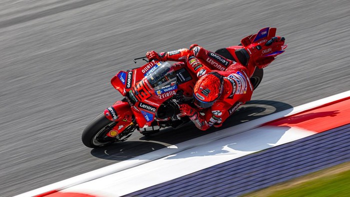MotoGP, Marc Marquez, Marquez, Hasil MotoGP Austria 2025: Marc Marquez Pecah Telor, Bagnaia Kembali Kendor!