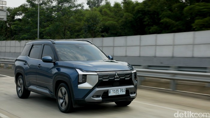 Mitsubishi, Mitsubishi Destinator, 20 Mobil Terlaris di Indonesia Agustus 2025: Mitsubishi Destinator Masuk 10 Besar