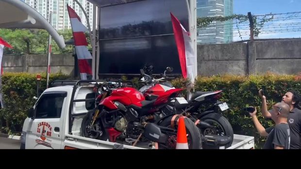 Wamenaker Noel yang Kena OTT KPK Terima Motor Ducati