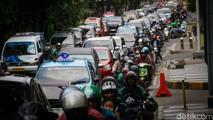 Mulai Besok Ada Lajur Tol Gratis dari Fatmawati, Ini Skemanya