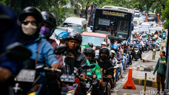 Sore Ini Ada Lajur Tol Gratis di Fatmawati, Simak Rekayasa Lalin di TB Simatupang