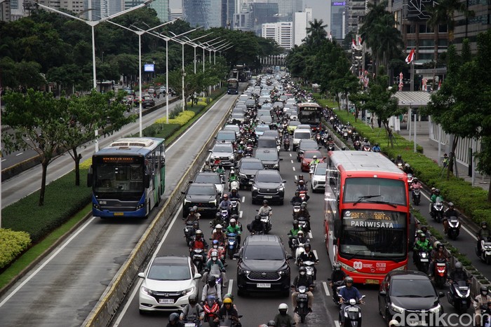 Catat! 33 Jalanan Jakarta Ditutup Mulai Sore Ini