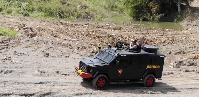 Rantis Brimob Lindas Driver Ojol: Mesin 3.200 cc, Bisa Ngebut 100 Kpj di Perkotaan