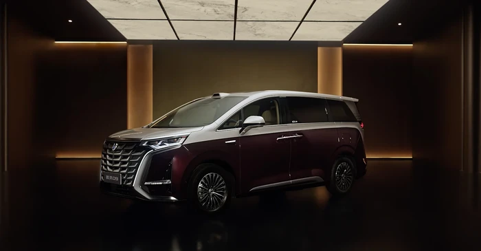 Harga Turun Jadi Rp 700 Jutaan, Intip Spek Denza D9 PHEV