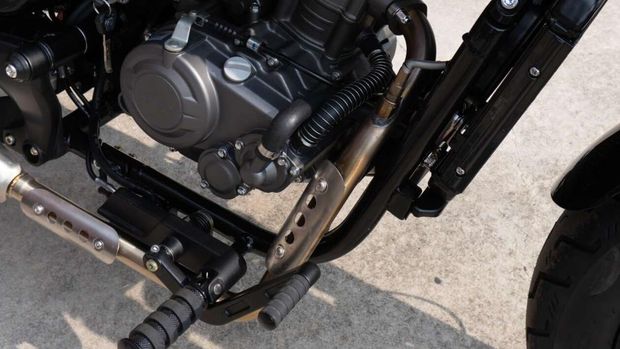 Nggak Nyangka! Bertampang Moge, Motor Ini Cuma Punya Mesin 125 cc