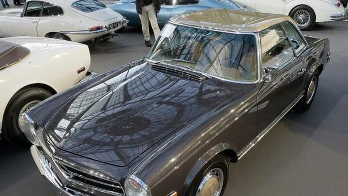 KPK Ungkap Skema Lelang Mobil B.J Habibie yang Dibeli Ridwan Kamil