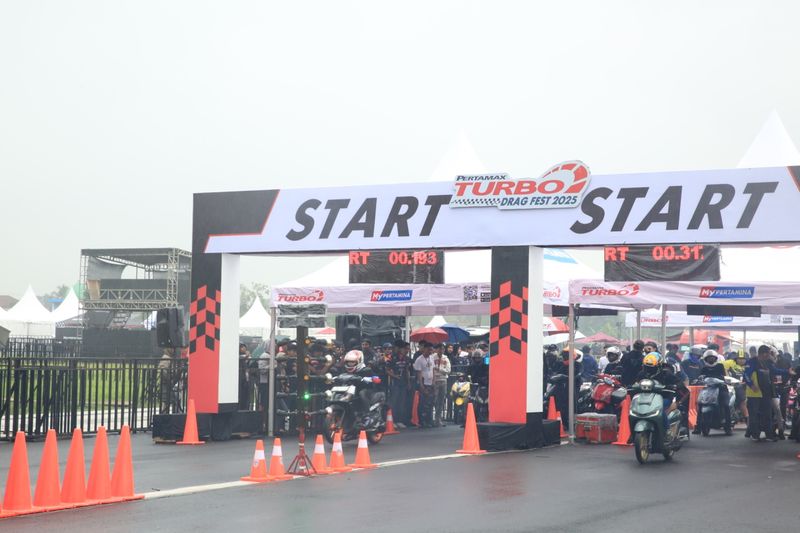 Ratusan Pebalap Adu Cepat di Pertamax Turbo Drag Fest Seri II Tasikmalaya