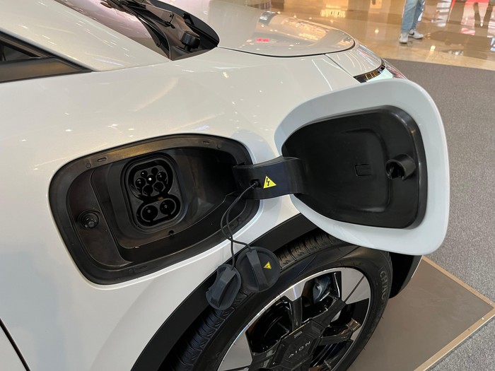 Geely, Aion, Apa Jadinya Geely-AION dkk Ingkar Janji Produksi Dalam Negeri?