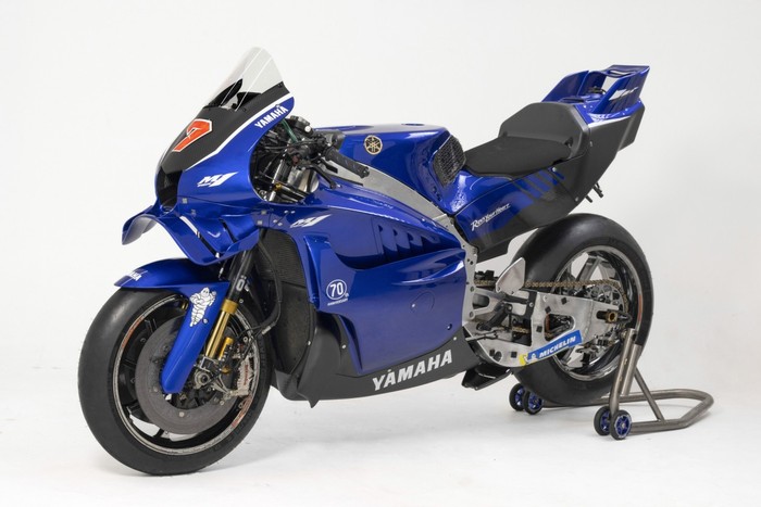 Yamaha, MotoGP, Resmi! Yamaha Pakai Mesin V4 di MotoGP 2026