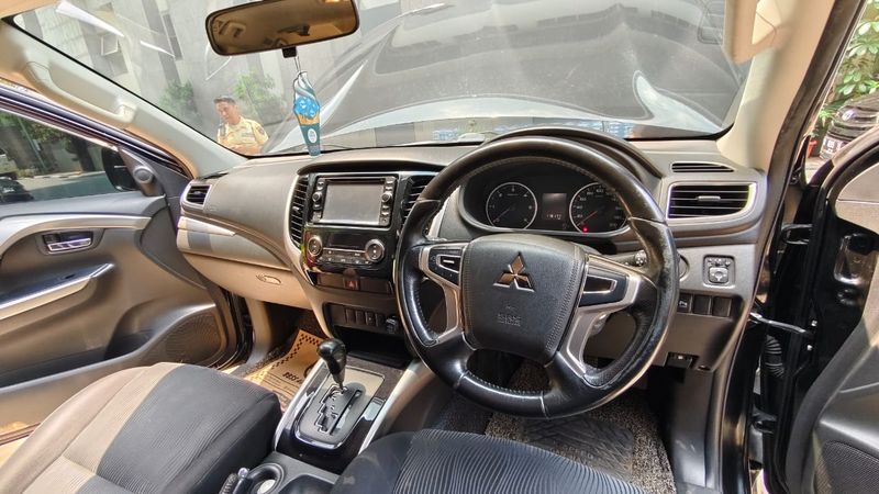 Siapa Mau? Ada Pajero Sport Dilelang Mulai Rp 200 Jutaan, Kondisinya Begini