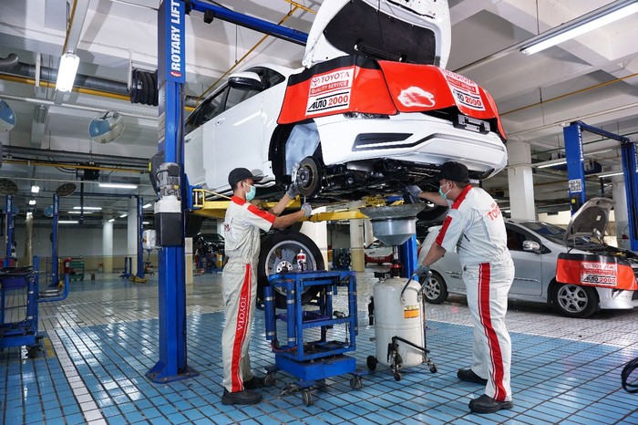 Kenali Tanda-tanda Suspensi Mobil Bermasalah