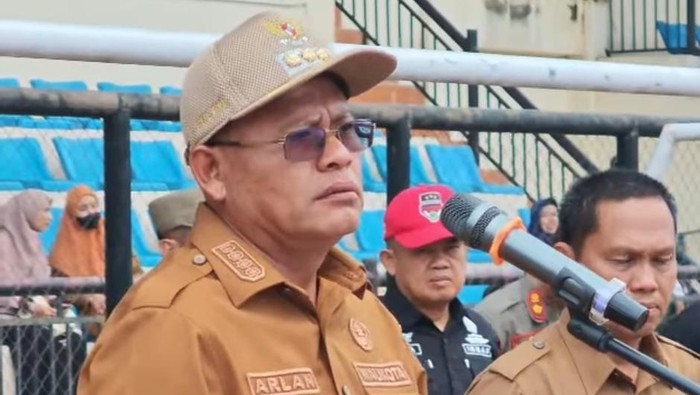 Garasi Wali Kota Prabumulih yang Copot Kepsek Diduga Gegara Tegur Anaknya Bawa Mobil