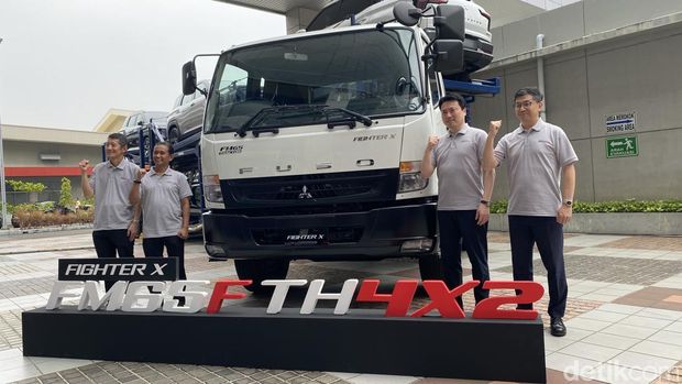 Mitsubishi, Mitsubishi Fuso Rilis Fighter Tractor Head di Indonesia, Segini Harganya