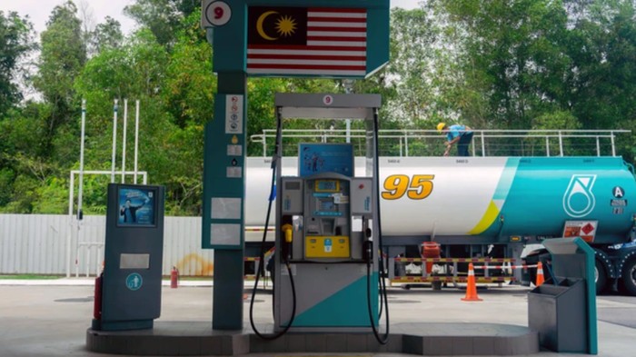 Krisis Minyak, Kuota BBM Subsidi Seharga Rp 8.000-an di Malaysia Dibatasi