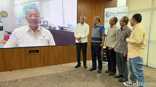 Muncul Usulan Bea Balik Nama Mobil Bensin Diturunkan