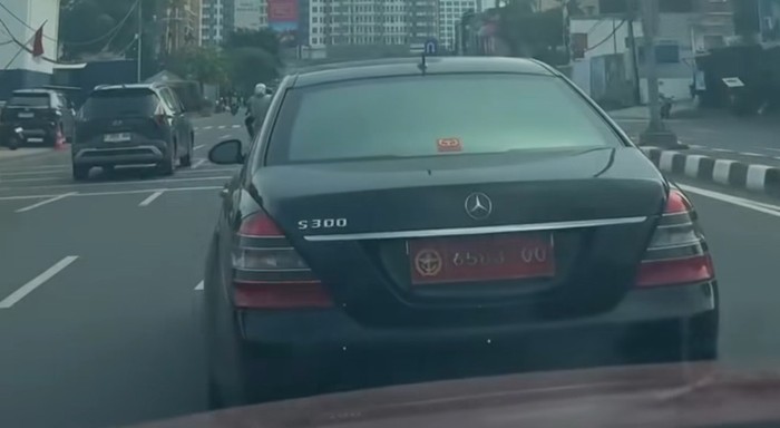 Viral Mercy Pelat TNI Arogan, Ini Alasan Banyak yang Pakai Pelat Dinas Palsu