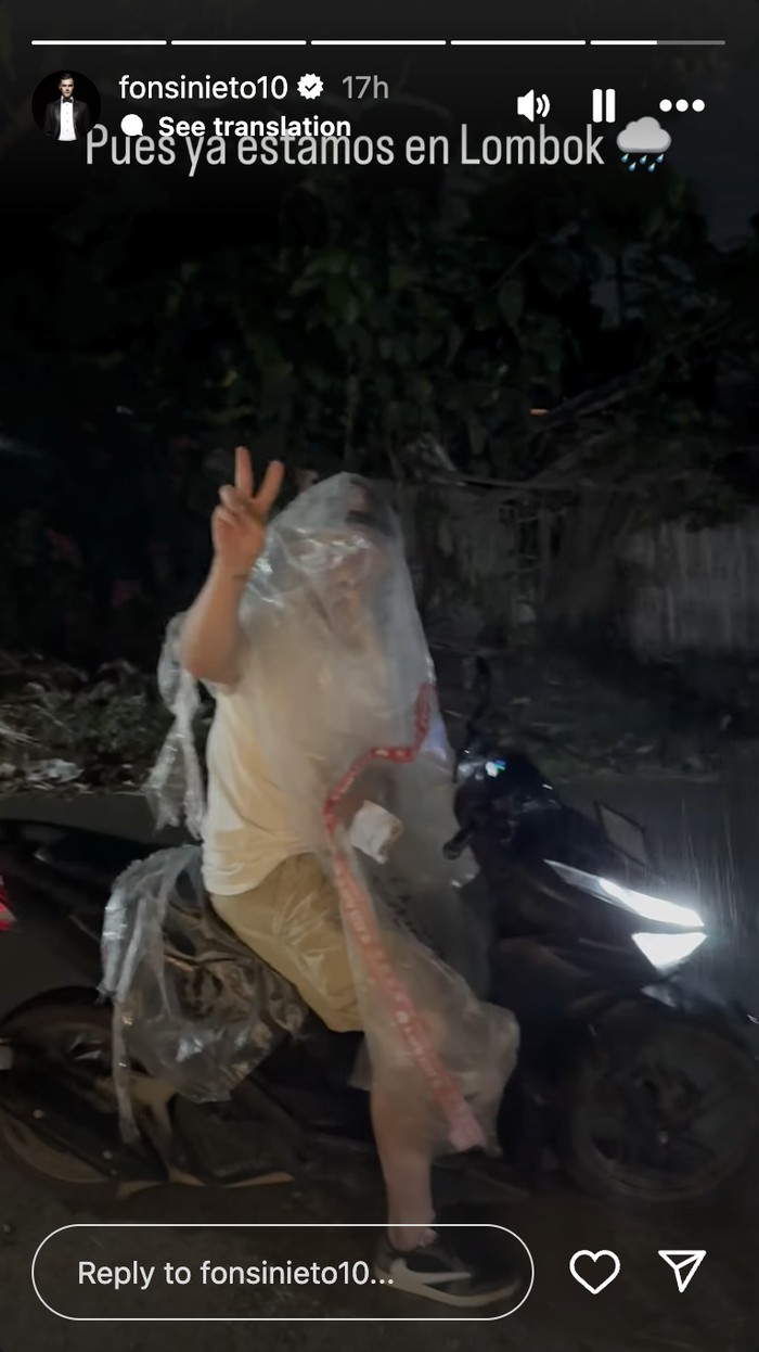 MotoGP, Kelakuan Kocak Bos Pramac MotoGP: Naik Vario Pakai Plastik Paket buat Jas Hujan