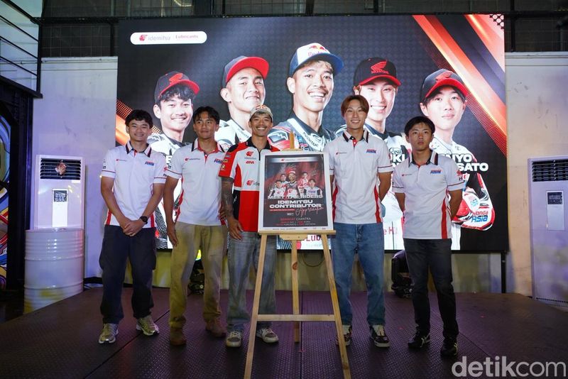Pebalap Moto2 Idemitsu Ajak Ketemu Mekanik di Jakarta
