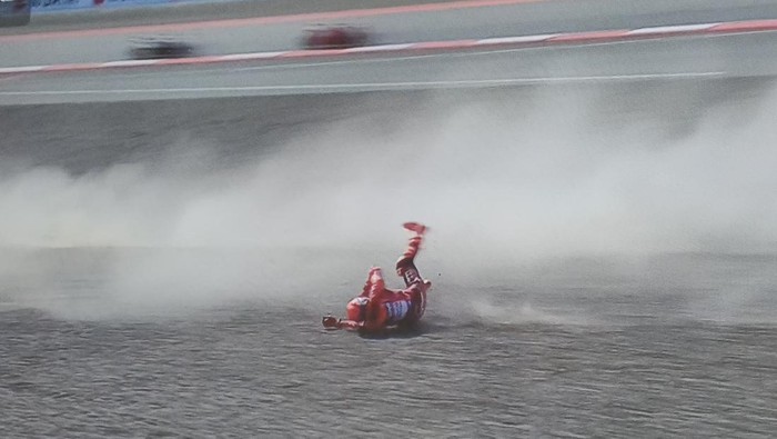 Marc Marquez Crash Brutal di MotoGP Mandalika, Seberapa Parah Cederanya?