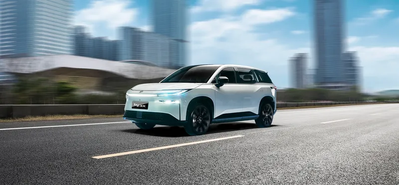 Pertama di Dunia! Toyota bZ3X Setir Kanan Meluncur, Harga Rp 400 Jutaan