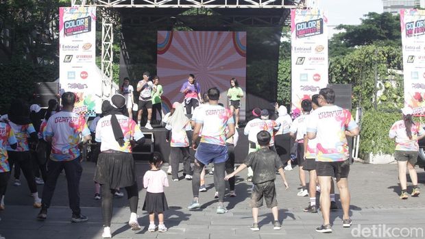 Yamaha Dukung Tangerang Color Run LightFest, 2 Motor Dipakai Jadi Sweeper