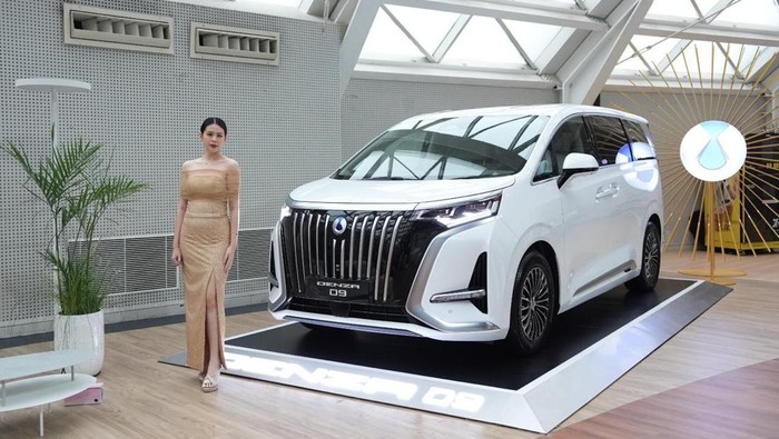 Terlaris di Segmen MPV Premium, Denza D9 Jadi Simbol Kemewahan Baru Konsumen RI