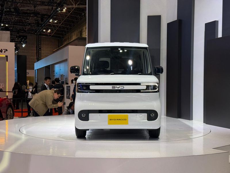 Terungkap! Ini Spek dan Tampilan Interior Kei Car Pertama BYD di Jepang