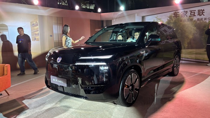 Citroën, SUV Mewah Denza N8L Meluncur: Goda Orang Kaya, Harganya Rp 700 Jutaan