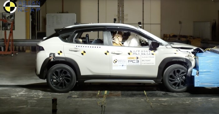 Suzuki , Suzuki Fronx, Suzuki Fronx Dites Tabrak, Ini Hasilnya