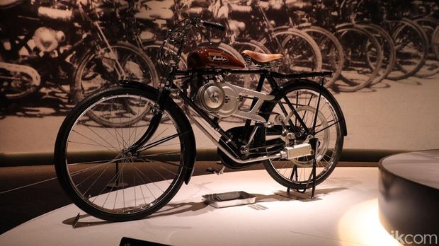 Bertemu Motor Pertama Honda di Dunia, Wujudnya Mirip Sepeda Kumbang