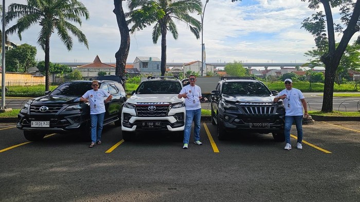 Diisi Kegiatan Sosial, Komunitas Fortuner Bekasi Rayakan Ultah Ketujuh