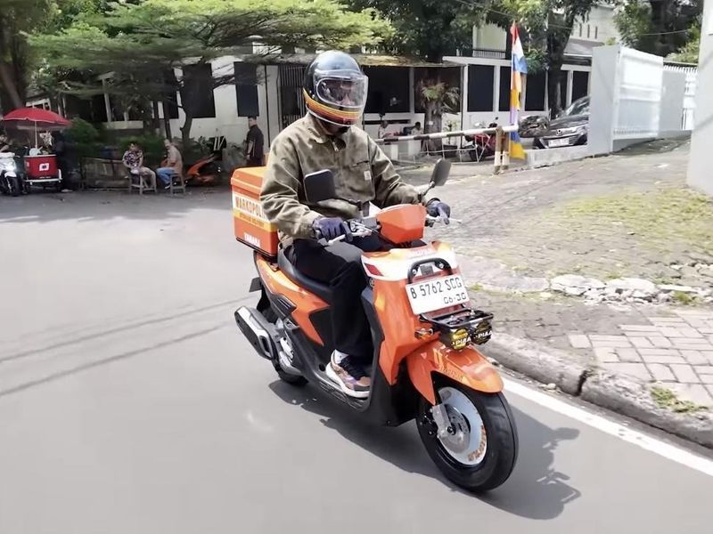 Modifikasi GEAR ULTIMA X Warkopolim Usung Konsep Skutik Cargo 'Kalcer'