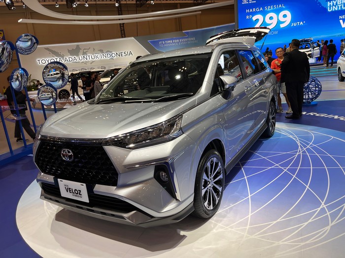 Toyota, Ternyata Toyota Veloz Hybrid Tipe Ini yang Paling Banyak Dibeli Orang Indonesia