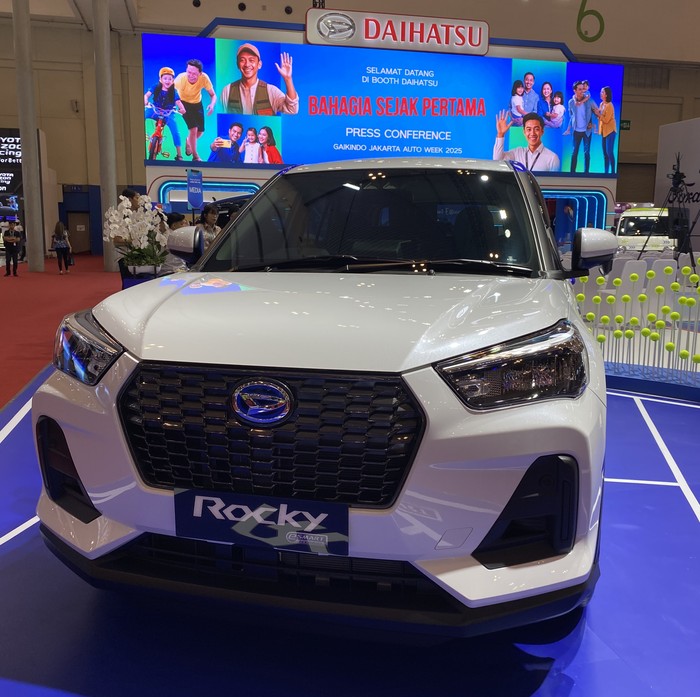 Daihatsu, Daihatsu Tawarkan Program Khusus buat yang Beli Rocky Hybrid di GJAW 2025