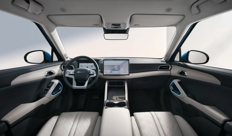 BYD Atto 2 Kini Punya versi Hybrid, Konsumsi BBM Tembus 55 Km/Liter