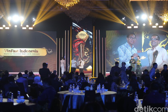Mobil Listrik VinFast, VinFast, VinFast Raih Penghargaan Akselerator Ekosistem Mobil Listrik Indonesia