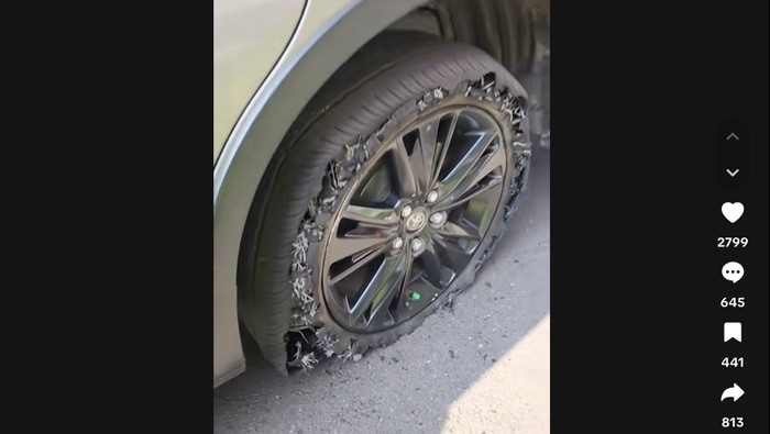 Awas Pecah Ban Mobil di Jalan, Kenali Tanda-tandanya