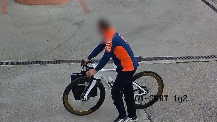 KTM, Maling Modus Pakai Seragam Mekanik KTM, Curi Sepeda Jorge Martin
