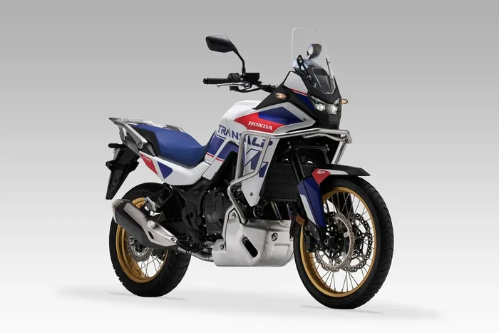 Honda Transalp Edisi Spesial Meluncur, Pakai Livery Retro