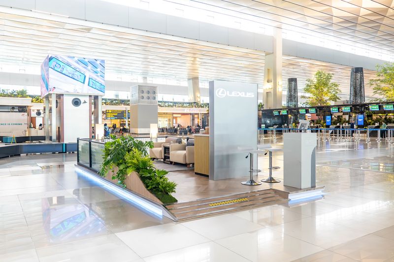 Lexus, Enaknya Jadi Konsumen Lexus, Libur Nataru Gak Perlu Repot Antre Check-in Pesawat