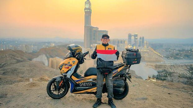 Cerita Bikers Makassar 'Daeng' Touring ke Mekah Pakai Yamaha Xmax