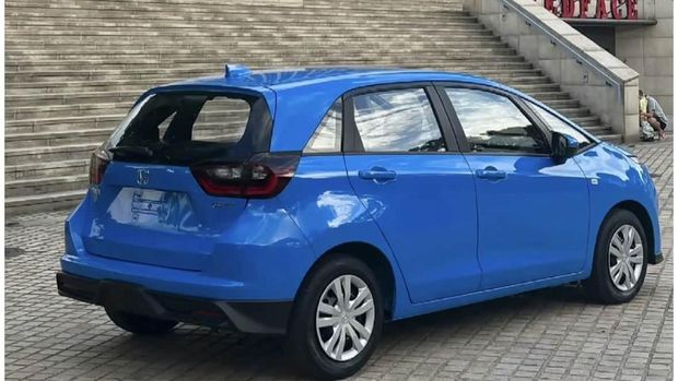 Bocoran Honda Jazz Facelift, Lampu Makin Sipit