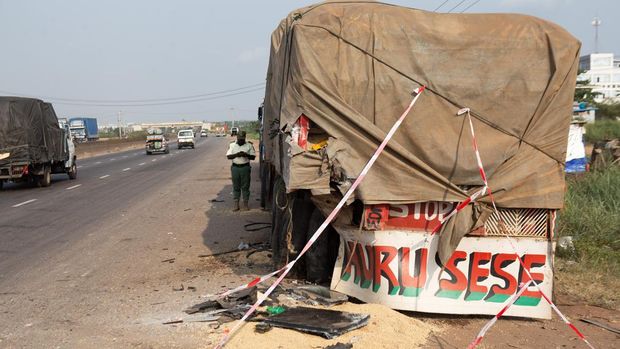 Begini Kondisi Lexus Anthony Joshua usai Kecelakaan Fatal Hantam Truk Lagi Parkir