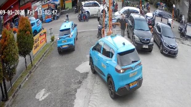 VinFast, Kronologi Kecelakaan Taksi Listrik VinFast yang Jalan Mundur dan Tabrak Restoran
