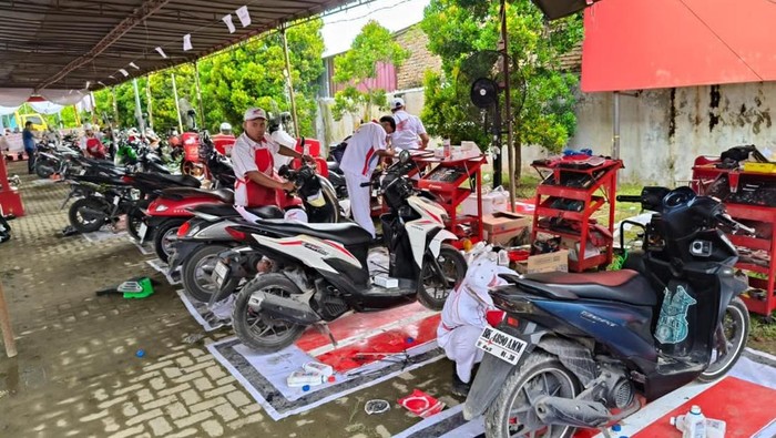 Ribuan Motor Terdampak Banjir Sumatera Dapat Servis Gratis