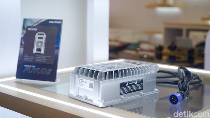 Polytron, Polytron Jual Portable Fast Charging Buat Motor Listrik, Harga Rp 3 Jutaan