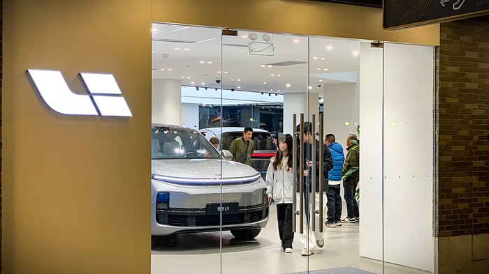 Penjualan Anjlok, Merek China Ini Mau Tutup Banyak Dealer