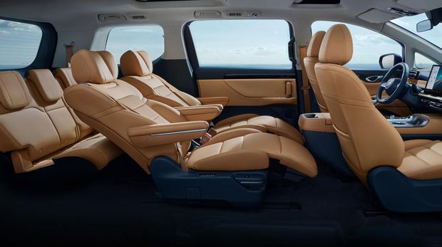 MPV Hybrid GAC Meluncur di Indonesia 2 Hari Lagi, Siap Tantang Alphard-Denza D9!