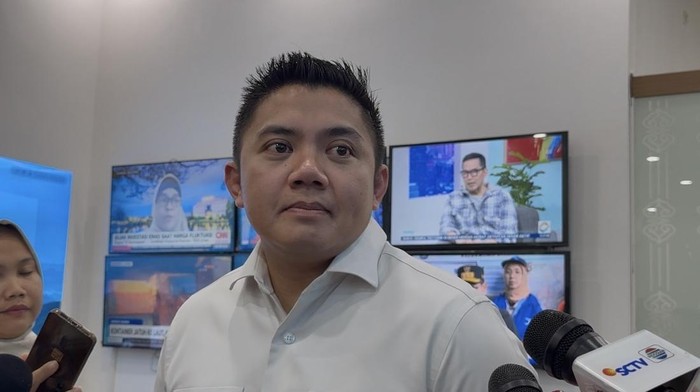 Intip Garasi Seskab Teddy yang Hartanya Naik Rp 4,7 Miliar